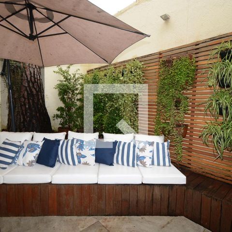 Casa de condomínio à venda com 300m², 4 quartos e 4 vagasEspaço Gourmet