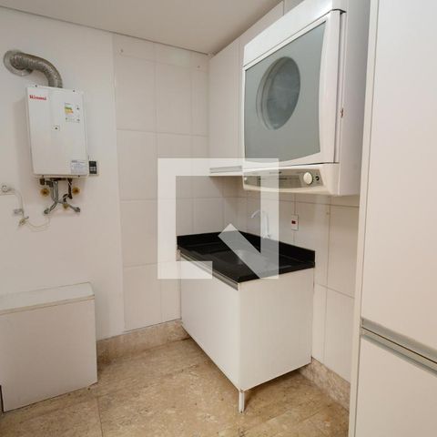 Casa de condomínio à venda com 300m², 4 quartos e 4 vagasÁrea de Serviço