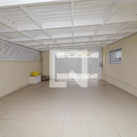 Casa de condomínio à venda com 300m², 4 quartos e 4 vagasGaragem