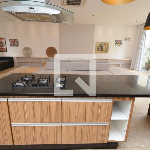 Casa de condomínio à venda com 300m², 4 quartos e 4 vagasDetalhe da cozinha