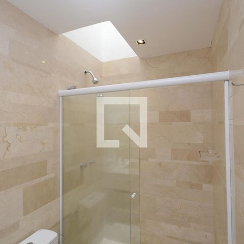 Casa de condomínio à venda com 300m², 4 quartos e 4 vagasBanheiro da Suíte 3