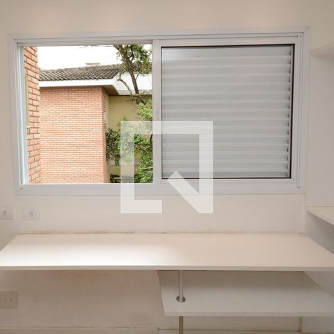 Casa de condomínio à venda com 300m², 4 quartos e 4 vagasSuíte 2