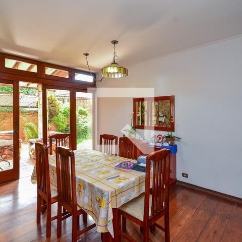 Casa à venda com 600m², 4 quartos e 1 vaga Casa à venda com 600m², 4 quartos e 1 vagaSala de Jantar