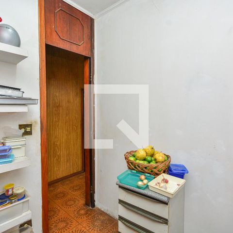 Casa à venda com 600m², 4 quartos e 1 vaga Casa à venda com 600m², 4 quartos e 1 vagaDespensa