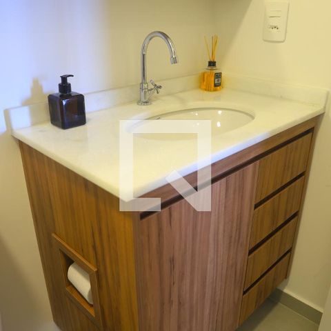Apartamento à venda com 29m², 1 quarto e sem vagaBanheiro