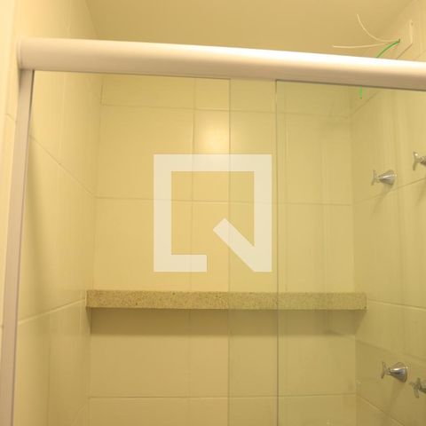 Apartamento à venda com 29m², 1 quarto e sem vagaBanheiro