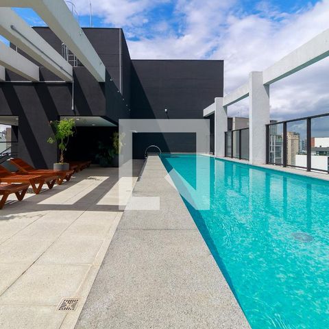 Studio à venda com 28m², 1 quarto e sem vaga Studio à venda com 28m², 1 quarto e sem vagaPiscina