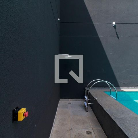 Studio à venda com 28m², 1 quarto e sem vaga Studio à venda com 28m², 1 quarto e sem vagaPiscina