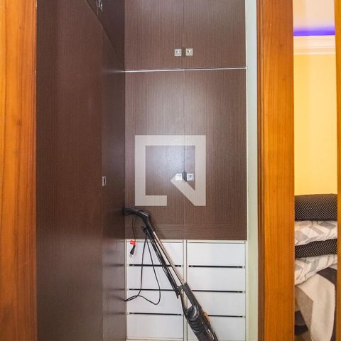 Casa à venda com 193m², 3 quartos e 2 vagas Casa à venda com 193m², 3 quartos e 2 vagasSuíte