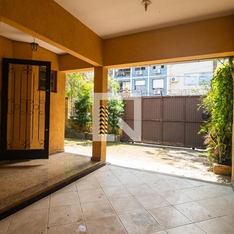 Casa à venda com 193m², 3 quartos e 2 vagas Casa à venda com 193m², 3 quartos e 2 vagasGaragem