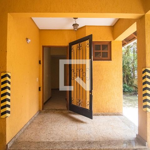 Casa à venda com 193m², 3 quartos e 2 vagas Casa à venda com 193m², 3 quartos e 2 vagasHall de entrada