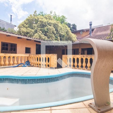 Casa à venda com 193m², 3 quartos e 2 vagas Casa à venda com 193m², 3 quartos e 2 vagasÁrea comum - Piscina