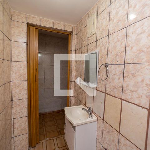 Casa para alugar com 28m², 2 quartos e sem vaga Casa para alugar com 28m², 2 quartos e sem vagaBanheiro