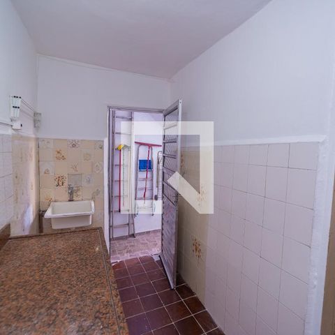 Casa para alugar com 28m², 2 quartos e sem vaga Casa para alugar com 28m², 2 quartos e sem vagaCozinha e Área de Serviço