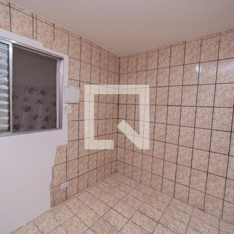 Casa para alugar com 28m², 2 quartos e sem vaga Casa para alugar com 28m², 2 quartos e sem vagaQuarto 1