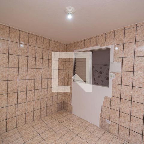 Casa para alugar com 28m², 2 quartos e sem vaga Casa para alugar com 28m², 2 quartos e sem vagaQuarto 1