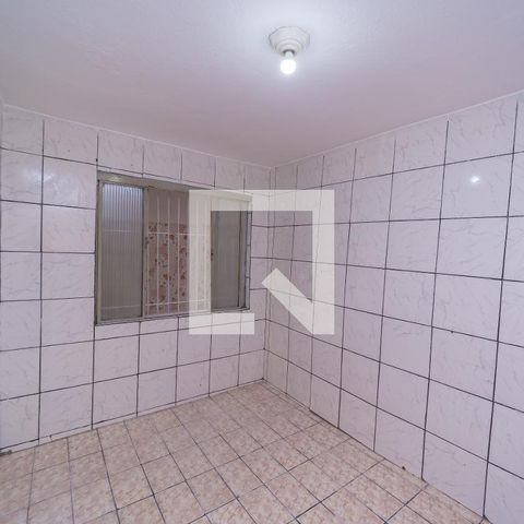 Casa para alugar com 28m², 2 quartos e sem vaga Casa para alugar com 28m², 2 quartos e sem vagaQuarto 2