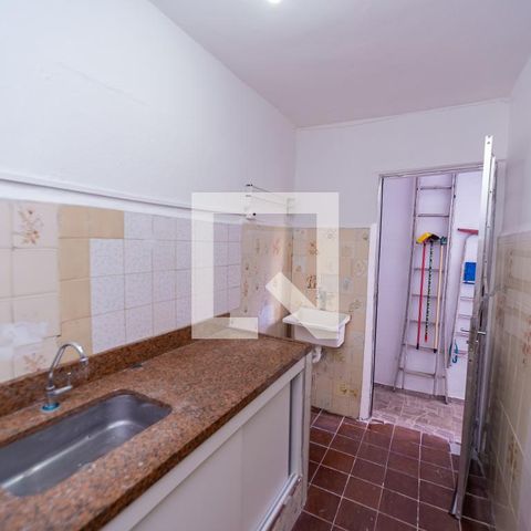 Casa para alugar com 28m², 2 quartos e sem vaga Casa para alugar com 28m², 2 quartos e sem vagaCozinha e Área de Serviço