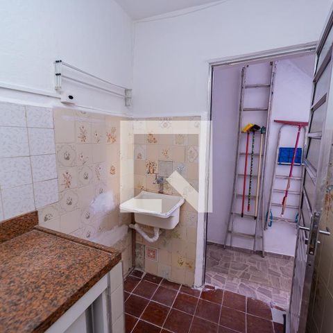Casa para alugar com 28m², 2 quartos e sem vaga Casa para alugar com 28m², 2 quartos e sem vagaCozinha e Área de Serviço