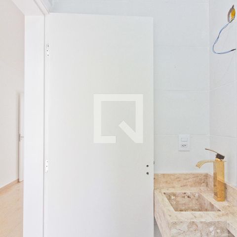 Casa à venda com 127m², 2 quartos e 3 vagas Casa à venda com 127m², 2 quartos e 3 vagasBanheiro da Suíte 1