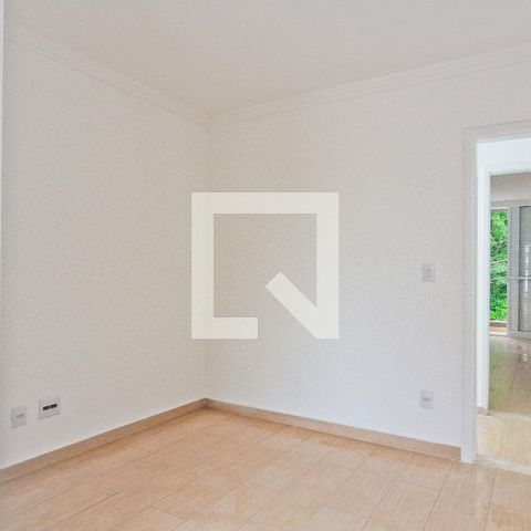 Casa à venda com 127m², 2 quartos e 3 vagas Casa à venda com 127m², 2 quartos e 3 vagasSuíte 2