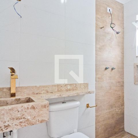 Casa à venda com 127m², 2 quartos e 3 vagas Casa à venda com 127m², 2 quartos e 3 vagasBanheiro da Suíte 1