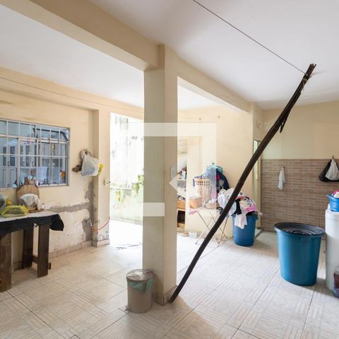 Casa à venda com 161m², 4 quartos e 2 vagas Casa à venda com 161m², 4 quartos e 2 vagasÁrea de Serviço