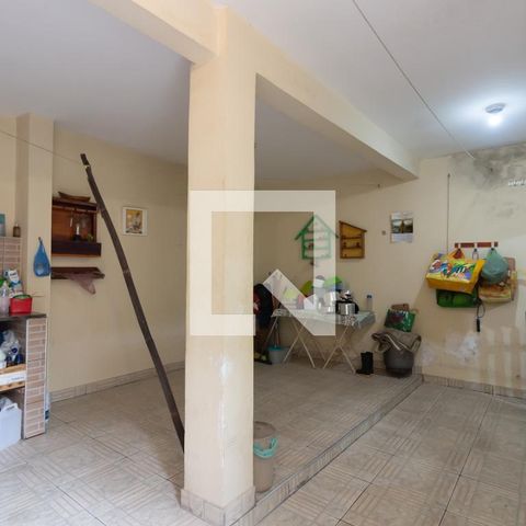 Casa à venda com 161m², 4 quartos e 2 vagas Casa à venda com 161m², 4 quartos e 2 vagasÁrea de Serviço
