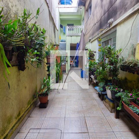 Casa à venda com 161m², 4 quartos e 2 vagas Casa à venda com 161m², 4 quartos e 2 vagasQuintal