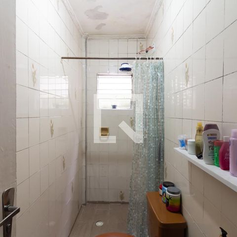Casa à venda com 161m², 4 quartos e 2 vagas Casa à venda com 161m², 4 quartos e 2 vagasBanheiro
