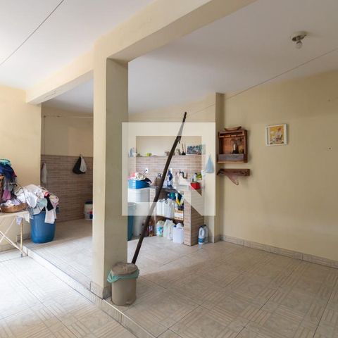 Casa à venda com 161m², 4 quartos e 2 vagas Casa à venda com 161m², 4 quartos e 2 vagasÁrea de Serviço