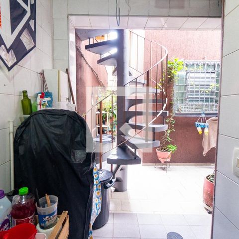Casa à venda com 110m², 2 quartos e 2 vagas Casa à venda com 110m², 2 quartos e 2 vagasLavanderia