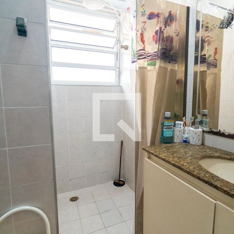 Casa à venda com 110m², 2 quartos e 2 vagas Casa à venda com 110m², 2 quartos e 2 vagasBanheiro