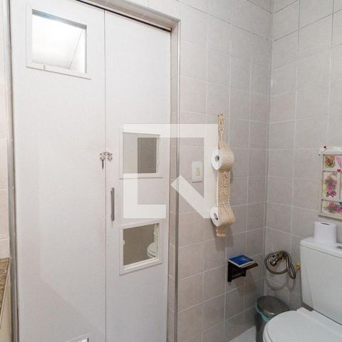 Casa à venda com 110m², 2 quartos e 2 vagas Casa à venda com 110m², 2 quartos e 2 vagasBanheiro