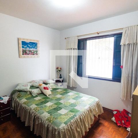 Casa à venda com 110m², 2 quartos e 2 vagas Casa à venda com 110m², 2 quartos e 2 vagasQuarto 1