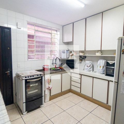 Casa à venda com 110m², 2 quartos e 2 vagas Casa à venda com 110m², 2 quartos e 2 vagasCozinha