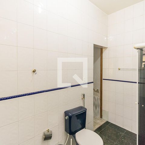 Casa à venda com 195m², 6 quartos e 1 vaga Casa à venda com 195m², 6 quartos e 1 vagaCasa 1 - Banheiro da Suíte