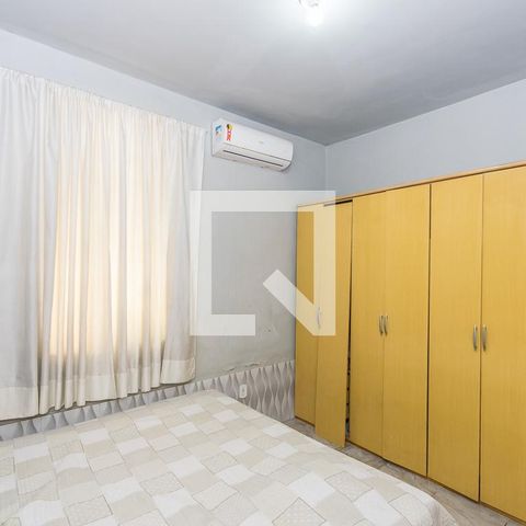 Casa à venda com 195m², 6 quartos e 1 vaga Casa à venda com 195m², 6 quartos e 1 vagaCasa 1 - Quarto 2 Suíte