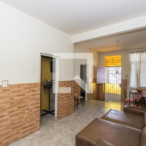 Casa à venda com 195m², 6 quartos e 1 vaga Casa à venda com 195m², 6 quartos e 1 vagaCasa 1 - Sala