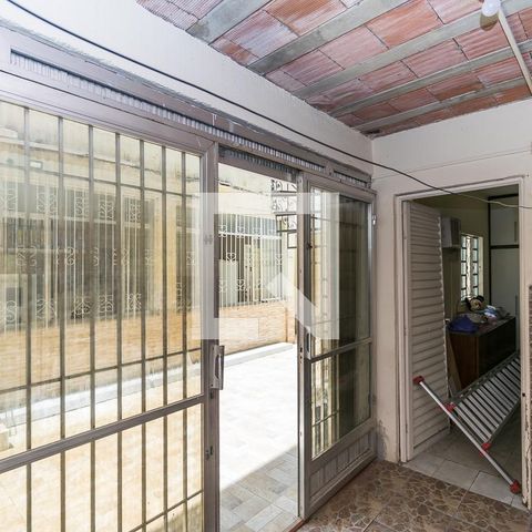 Casa à venda com 195m², 6 quartos e 1 vaga Casa à venda com 195m², 6 quartos e 1 vagaCasa 3 - Cozinha