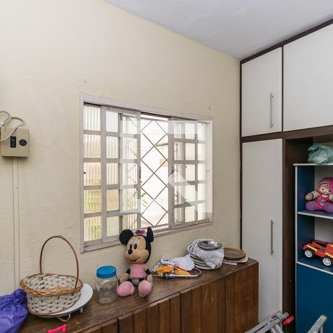 Casa à venda com 195m², 6 quartos e 1 vaga Casa à venda com 195m², 6 quartos e 1 vagaCasa 3 - Kitnet
