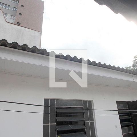 Casa à venda com 366m², 5 quartos e 4 vagasQuarto 4 - Vista