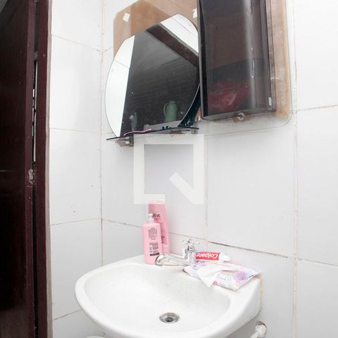 Casa à venda com 366m², 5 quartos e 4 vagasBanheiro 2