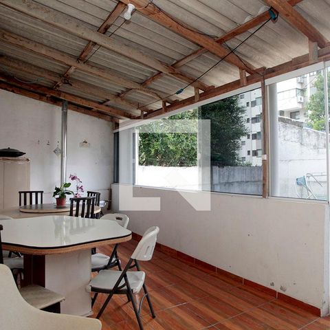 Casa à venda com 366m², 5 quartos e 4 vagasÁrea Gourmet