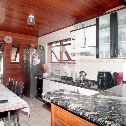 Casa à venda com 366m², 5 quartos e 4 vagasCozinha 1