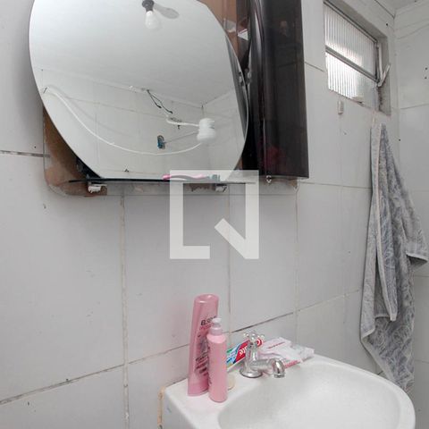 Casa à venda com 366m², 5 quartos e 4 vagasBanheiro 2