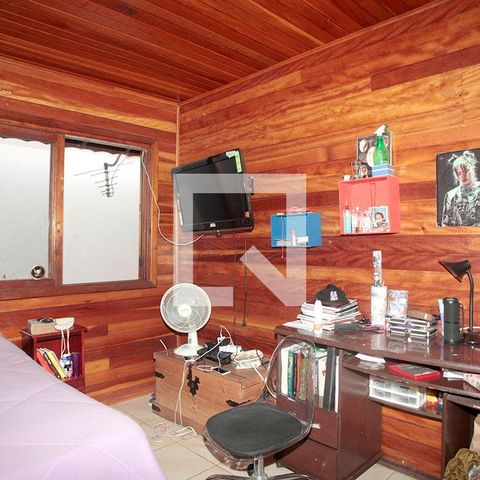 Casa à venda com 366m², 5 quartos e 4 vagasQuarto 2