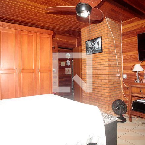 Casa à venda com 366m², 5 quartos e 4 vagasQuarto 1
