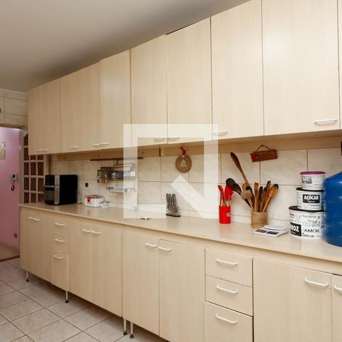 Casa à venda com 127m², 3 quartos e 2 vagas Casa à venda com 127m², 3 quartos e 2 vagasCozinha