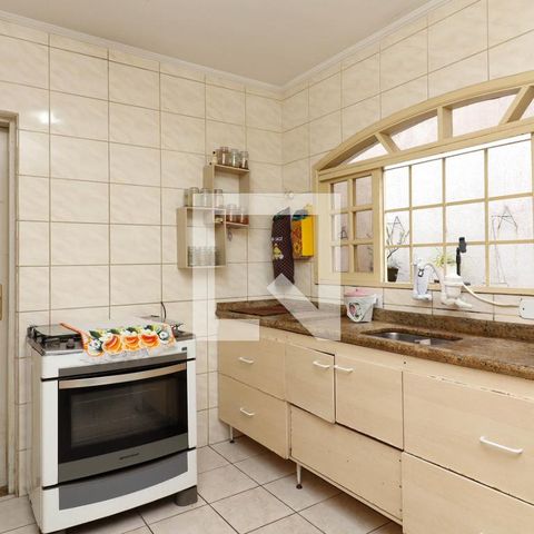 Casa à venda com 127m², 3 quartos e 2 vagas Casa à venda com 127m², 3 quartos e 2 vagasCozinha